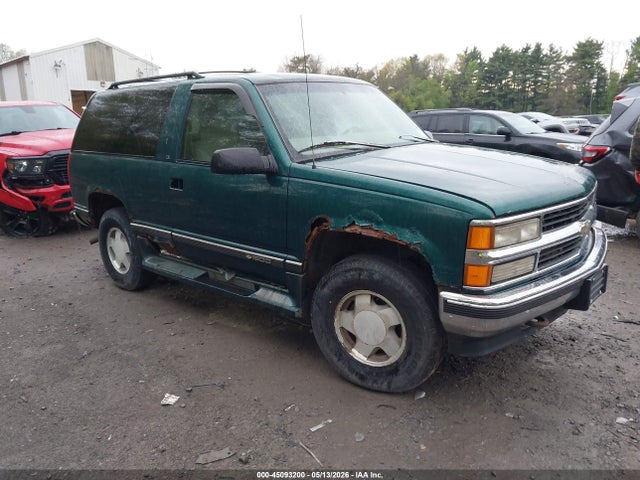 Salvage Chevrolet Tahoe Image