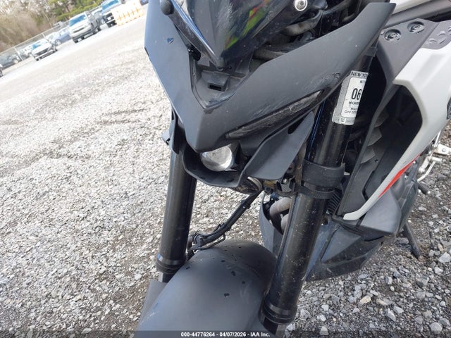Yamaha Mt-03