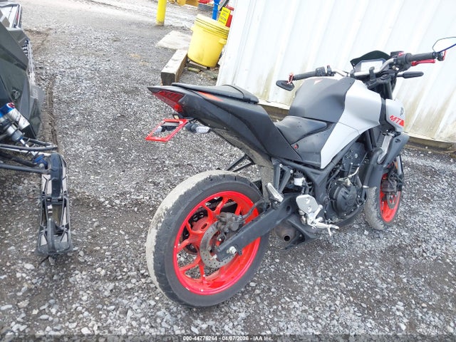 Yamaha Mt-03