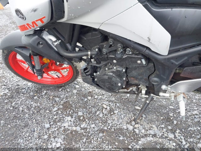Yamaha Mt-03