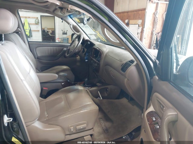 Toyota Sequoia Limited V8