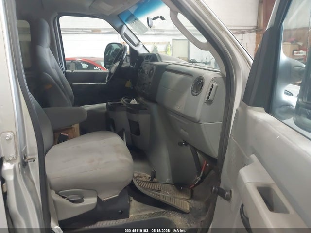 Ford E-250