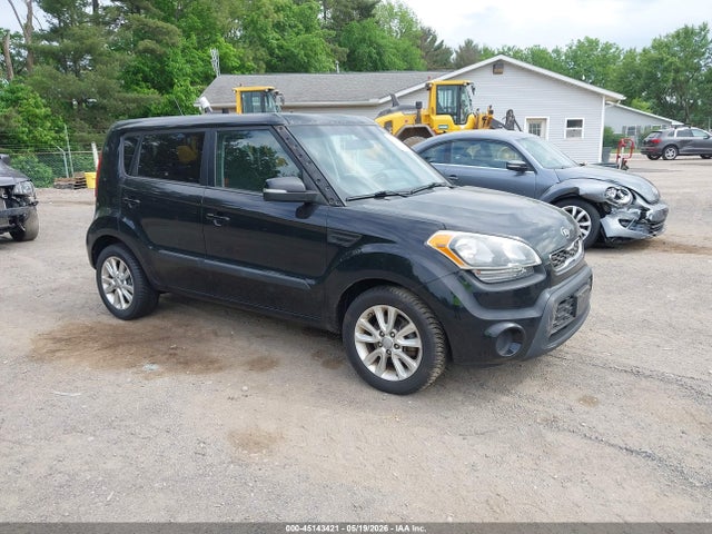 Salvage Kia Soul Image