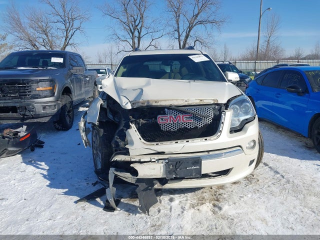 GMC Acadia Denali