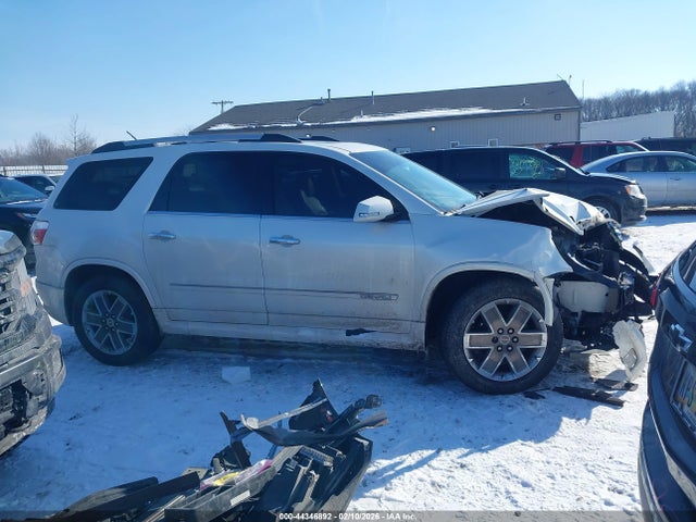 GMC Acadia Denali