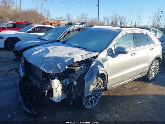 Cadillac XT4 Awd Premium Luxury
