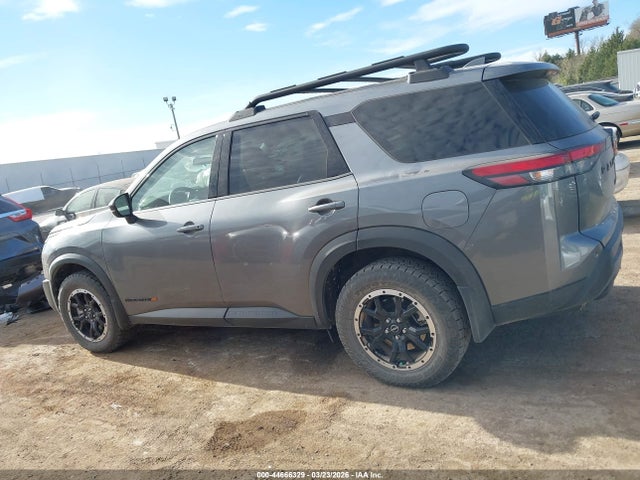 Nissan Pathfinder Rock Creek 4wd