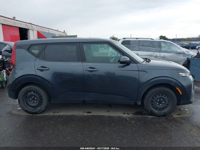Kia Soul Lx