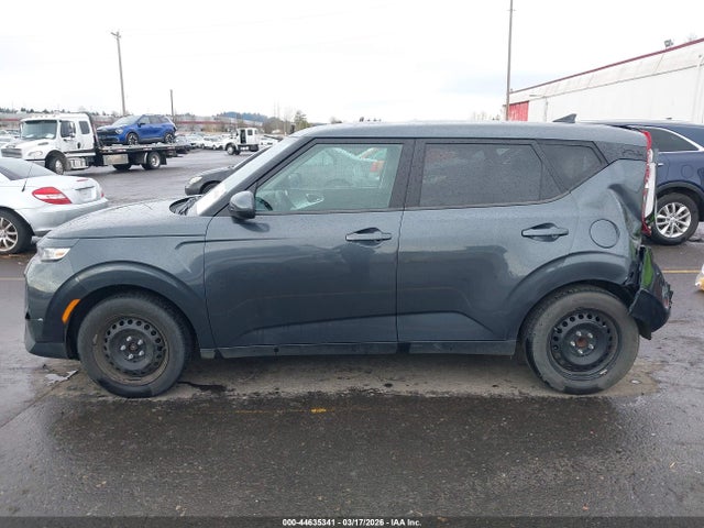 Kia Soul Lx