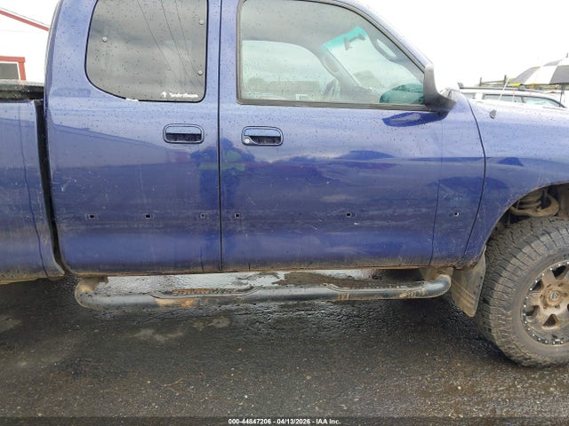 Toyota Tundra Sr5 V8