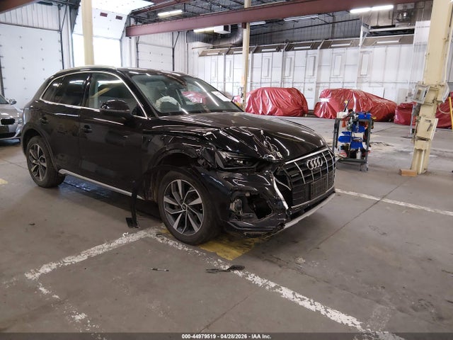 Salvage Audi Q5 Image
