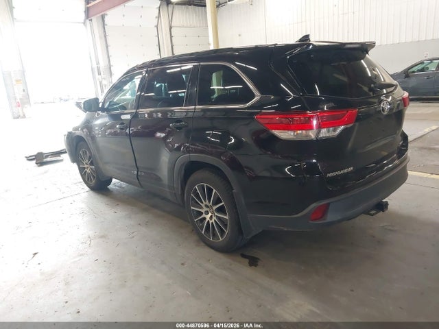 Toyota Highlander Se