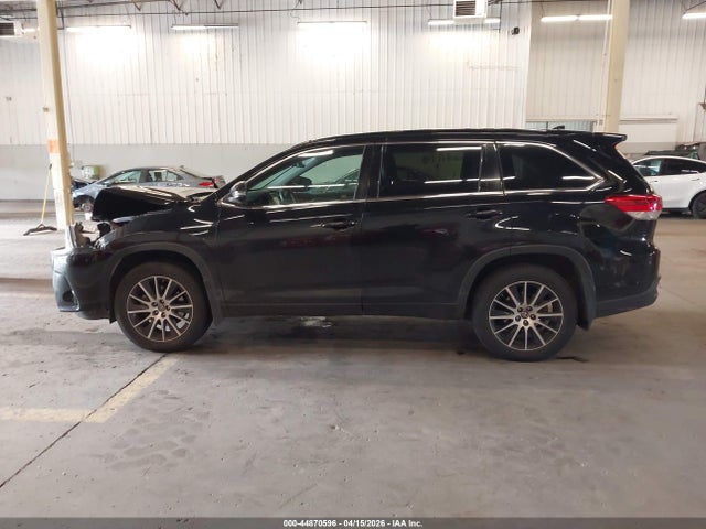 Toyota Highlander Se
