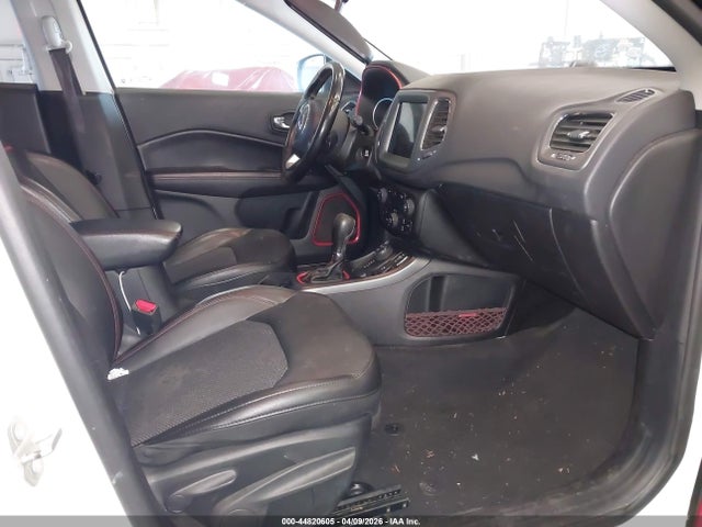 Jeep Compass Trailhawk 4x4