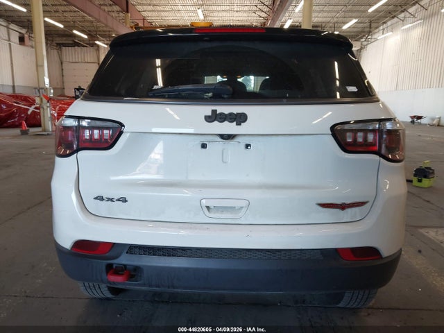 Jeep Compass Trailhawk 4x4