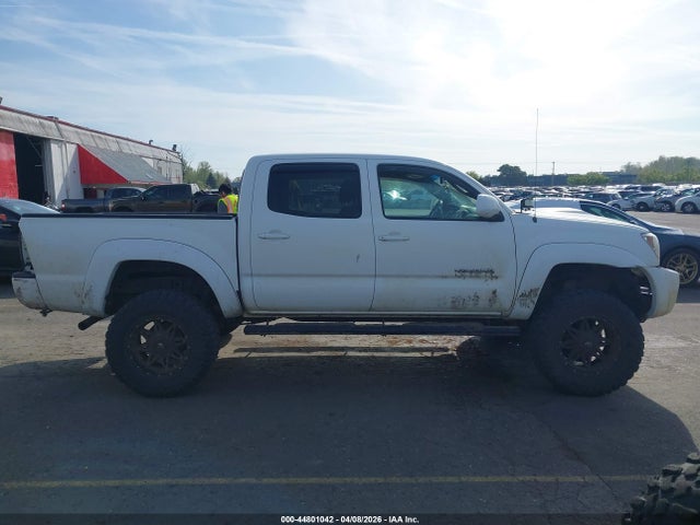 Toyota Tacoma Base V6
