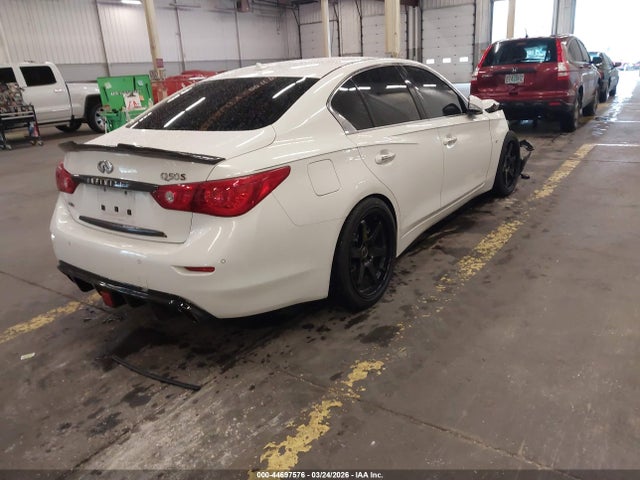 INFINITI Q50 Sport