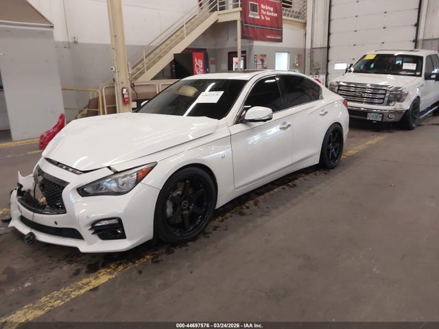 INFINITI Q50 Sport
