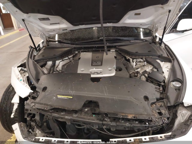 INFINITI Q50 Sport