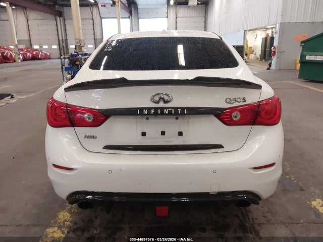 INFINITI Q50 Sport