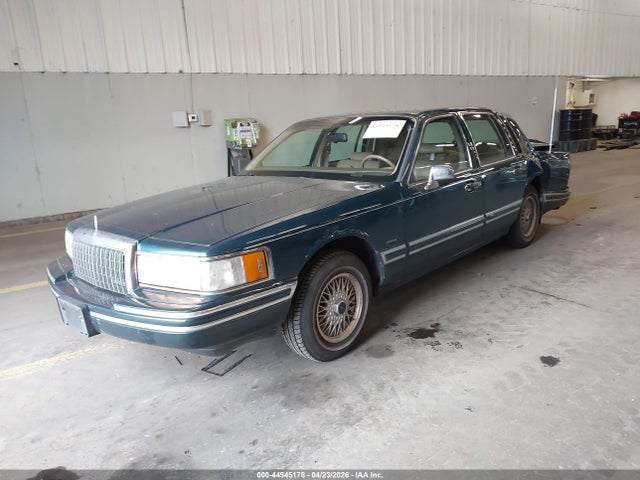 Lincoln Towncar