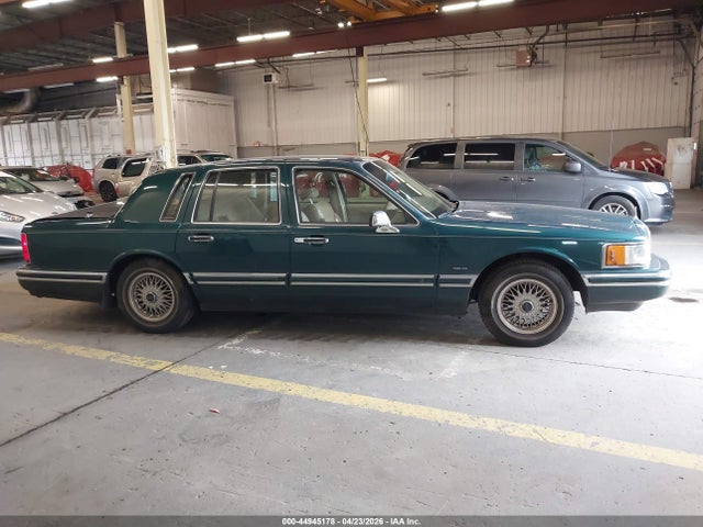 Lincoln Towncar