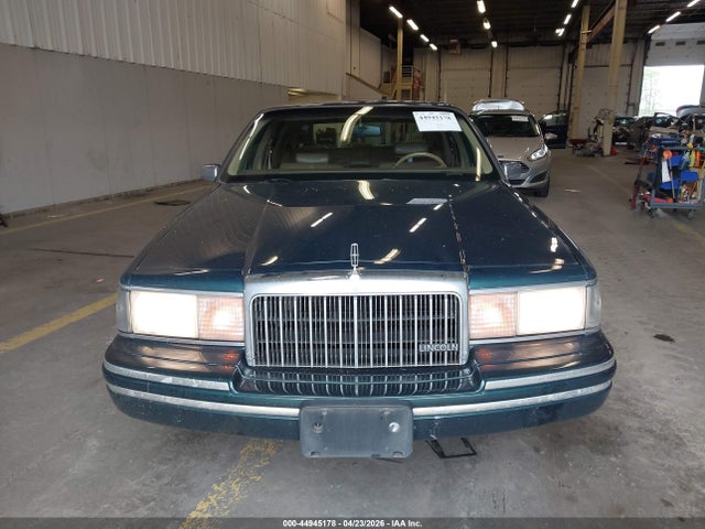 Lincoln Towncar