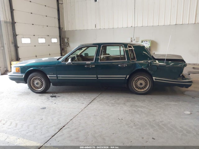 Lincoln Towncar