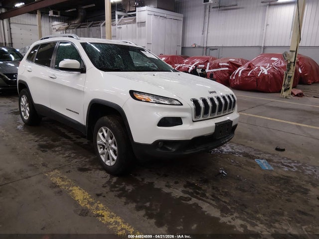Salvage Jeep Cherokee Image