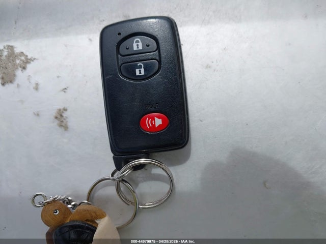 Toyota RAV4 Limited V6