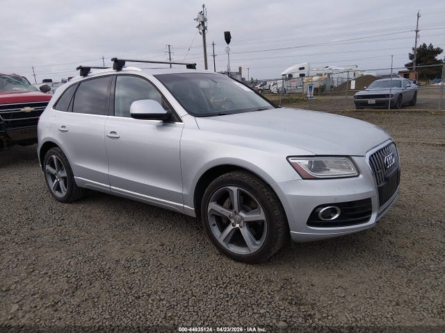 Salvage Audi Q5 Image