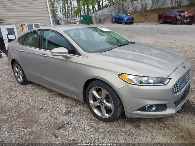 Salvage Ford Fusion Image