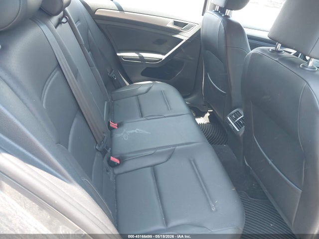 Volkswagen Golf Tsi S 4-door