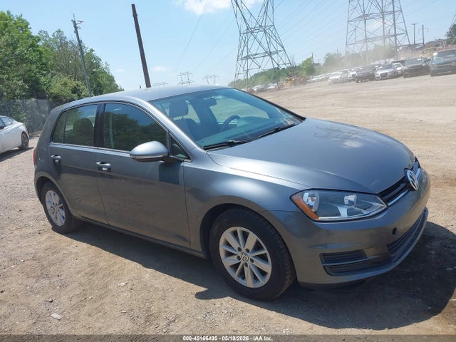Salvage Volkswagen Golf Image