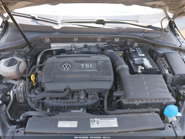 Volkswagen Golf Tsi S 4-door