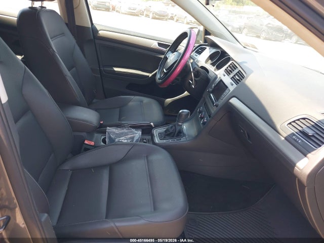 Volkswagen Golf Tsi S 4-door