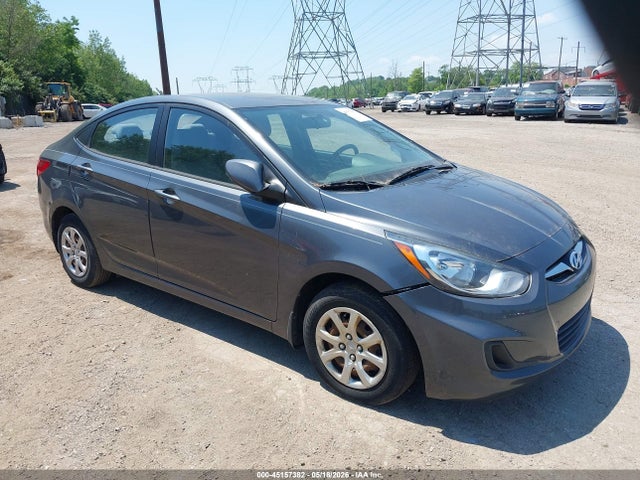 Salvage Hyundai ACCENT Image