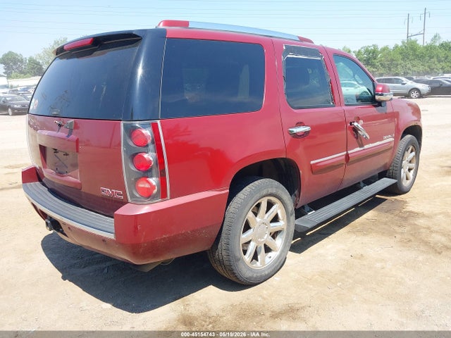 GMC Yukon Denali