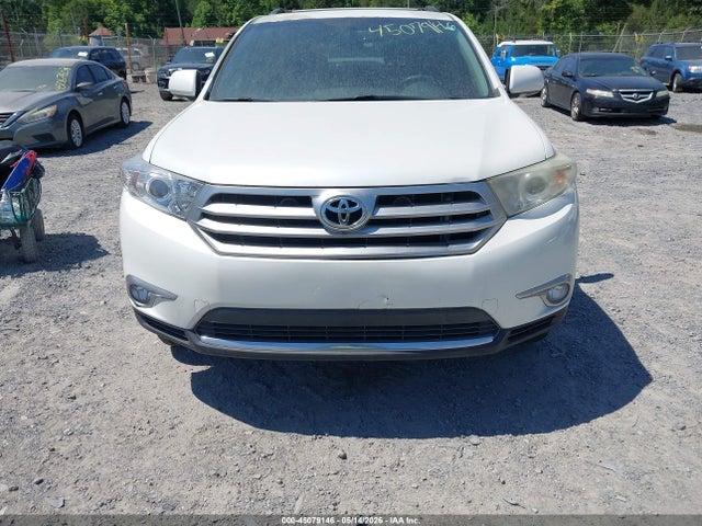 Toyota Highlander Limited V6