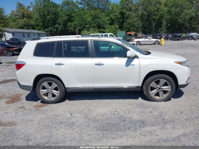 Toyota Highlander Limited V6