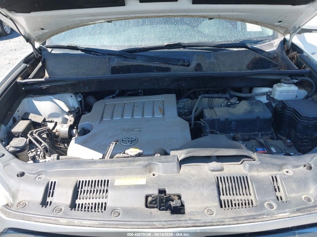 Toyota Highlander Limited V6