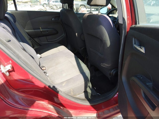 Chevrolet Sonic Lt Auto