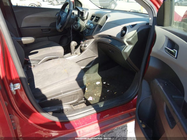 Chevrolet Sonic Lt Auto