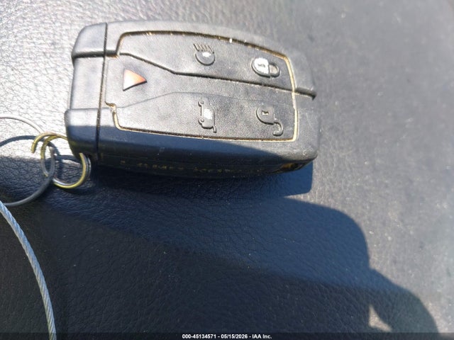 Land Rover LR2