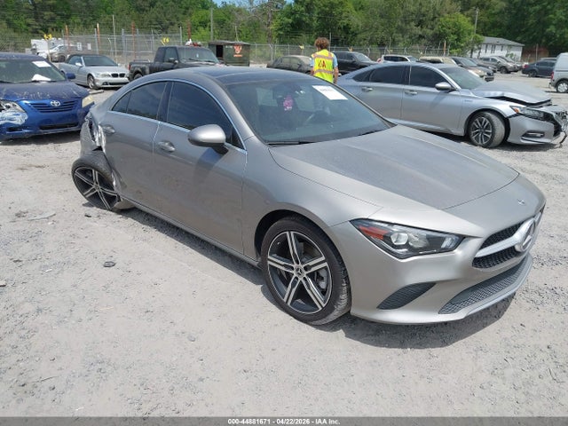 Salvage Mercedes-Benz Cla-class Image