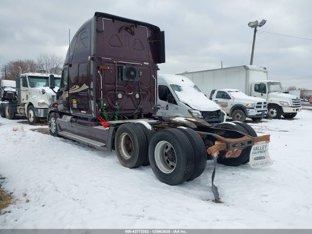 Freightliner Cascadia 125