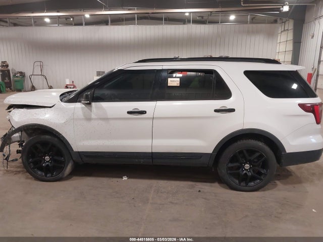 Ford Explorer Sport