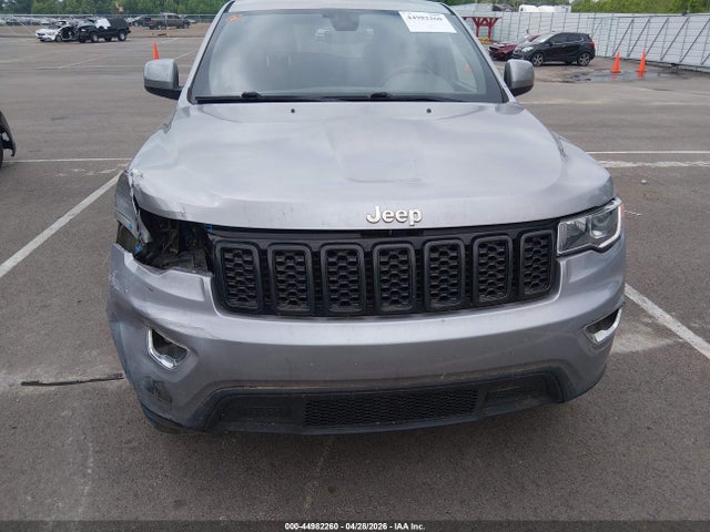 Jeep Grand Cherokee Laredo 4x2