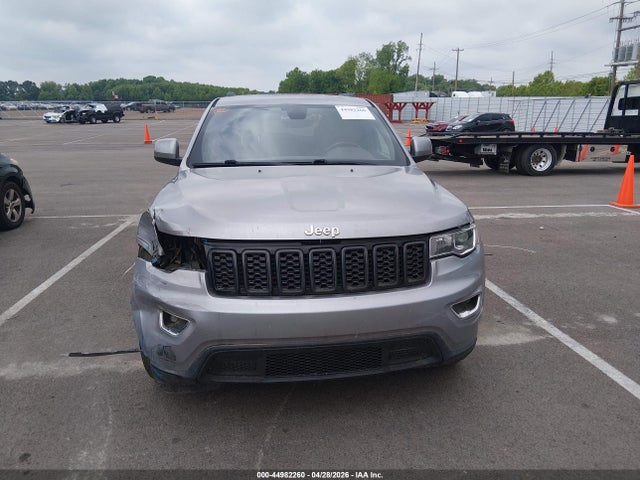 Jeep Grand Cherokee Laredo 4x2