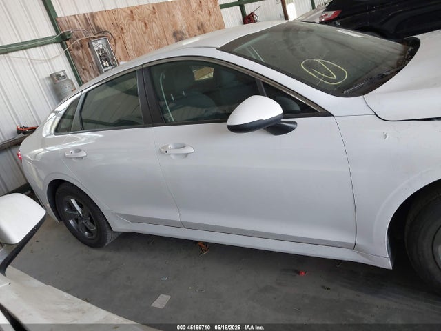 Kia K5 Lxs